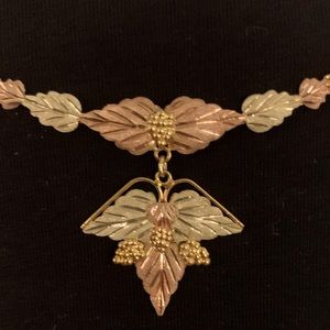 Genuine Black Hills Gold pendant necklace